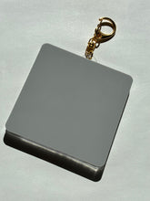 画像をギャラリービューアに読み込む, 渋谷スクランブルキーリング|PINEMA(ピネマ)