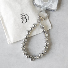 画像をギャラリービューアに読み込む, スリーハートストラップ|pudi(プディ)