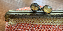 画像をギャラリービューアに読み込む, ラメ入りオレンジポーチ パンジー付き|M'S CROCHET(エムズクロシェット)