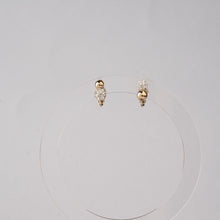 画像をギャラリービューアに読み込む, キラキラパヴェボールとツヤツヤゴールドボールのコンビイヤリング|BLANCHE NEIGE(ブランシュネージュ)