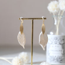 画像をギャラリービューアに読み込む, 本物のリーフとメタルリーフのピアス/イヤリング|FT2 works(エフティーツーワークス)