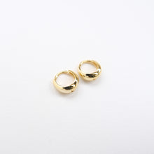 画像をギャラリービューアに読み込む, Silver925 ぷっくりピアス小|HOTARU(ホタル)