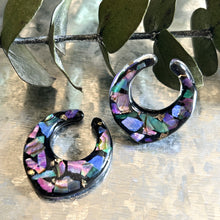 画像をギャラリービューアに読み込む, シェルモザイク イヤーカフ2個セット|aono earcuff and design(アオノイヤーカフアンドデザイン)