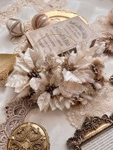 画像をギャラリービューアに読み込む, フープ型ホワイトクリスマスリース|flowers luciole(フラワーズ ルシオール)