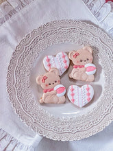 画像をギャラリービューアに読み込む, <プレゼントに>ふっくらくまさんとハート(2個セット)|Chatty-sweets(チャティースイーツ)