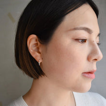 画像をギャラリービューアに読み込む, カレンシルバーのキャッチのいらないピアス -cross-|YEAH.JAPAN(イエアジャパン)