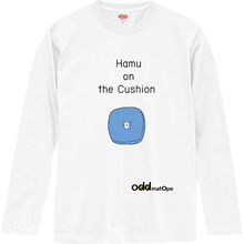 画像をギャラリービューアに読み込む, Hamu on the Cushion|oddmatope(オッドマトペ)