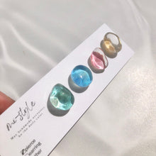 画像をギャラリービューアに読み込む, 水彩鉱石レジンピアス/イヤリングbehind White|mi-style(ミースタイル)