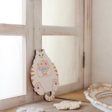 画像をギャラリービューアに読み込む, 猫雑貨・木製プレート&コースター【ねこまみれ 推し色 白】|Ten&O Art+Craft(テンアンドオー アートクラフト)