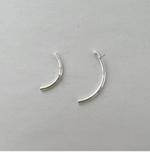 画像をギャラリービューアに読み込む, アシンメトリームーン E2206-01|modium(モーディアム)