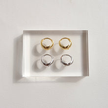 画像をギャラリービューアに読み込む, Silver925 ぷっくりピアス小|HOTARU(ホタル)