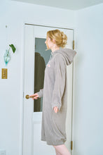 画像をギャラリービューアに読み込む, 両面パイルロングフードワンピ モカ茶|mucava(ムカバ)