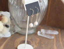 画像をギャラリービューアに読み込む, 「月の雫珠」国産あこや真珠バロックパール*サージカルステンレス・ピアス(ロング)|ツバメ舎(ツバメシャ)