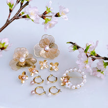 画像をギャラリービューアに読み込む, 天然色 ピンク ホワイト フープピアス|SAKURA jewelry(サクラジュエリー)