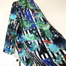 画像をギャラリービューアに読み込む, Manteau shirt E - マントシャツE白黒ストライプ|Merci DIEU(メルシーデュー)