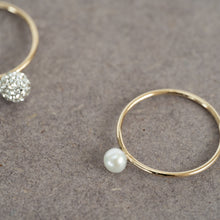 画像をギャラリービューアに読み込む, 深い照りと艶が魅力の淡水パールとゴールドの相性がよい14kgfリング。|BLANCHE NEIGE(ブランシュネージュ)