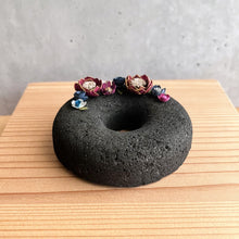 画像をギャラリービューアに読み込む, 炭団オブジェ / リース+赤+紺|櫂の炭(カイノスミ)
