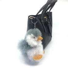 画像をギャラリービューアに読み込む, チャーム ペンギン ベビーアルパカ100% ペルー職人手仕事・一点もの|RUNA SHOP(ルナショップ)