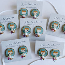 画像をギャラリービューアに読み込む, ねこイヤリング 茶白ねこ|slowly&starry(スローリーアンドスターリー)