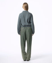 画像をギャラリービューアに読み込む, 【期間限定】ギャザー ショート ブルゾン|Nora Lily elle(ノラリリーエル)