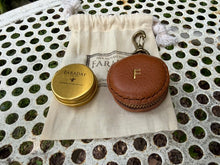 画像をギャラリービューアに読み込む, FARADAYホホバ蜜蝋バーム10g 革ケース付き|FARADAY KAMAKURA(ファラディ カマクラ)