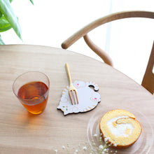 画像をギャラリービューアに読み込む, 猫雑貨・木製プレート&コースター【ねこまみれ 腹見せ】|Ten&O Art+Craft(テンアンドオー アートクラフト)