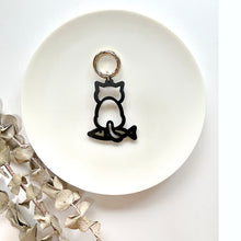 画像をギャラリービューアに読み込む, 猫&魚ざぶとん キーホルダー チャーム キーチェーン バッグチャーム|gram(グラム)