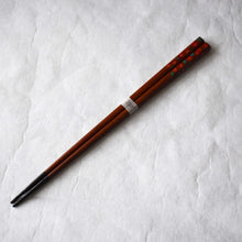 画像をギャラリービューアに読み込む, 赤椿柄/うるしのおはし|warped(ワープド)