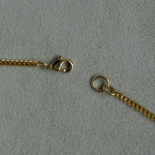 画像をギャラリービューアに読み込む, 【ネックレス】マリアと光が交差するクラシカルな祈りのネックレス|ERIKOART(エリコアート)