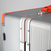 画像をギャラリービューアに読み込む, revel 28 アルミフレーム ワイドハンドル スーツケース XLサイズ (90L)|.OUNCE(ドットオンス)
