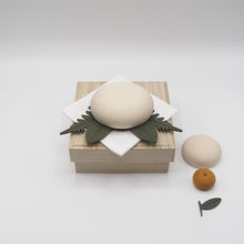 画像をギャラリービューアに読み込む, きのいい鏡餅|Atelier Alt(アトリエアルト)