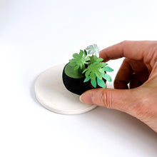 画像をギャラリービューアに読み込む, 炭団オブジェ/南国風リーフをあなたの空間に〜2|櫂の炭(カイノスミ)