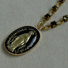 画像をギャラリービューアに読み込む, 【ネックレス】マリアと光が交差するクラシカルな祈りのネックレス|ERIKOART(エリコアート)