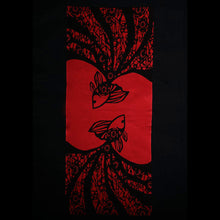 画像をギャラリービューアに読み込む, てぬぐい:つがい金魚変わり柄|MANAKA(マナカ)