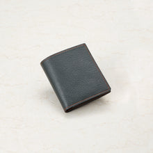 画像をギャラリービューアに読み込む, トラッドゴート 薄く軽い 山羊革 二つ折り財布(札入れ)|Atelier HIRO(アトリエヒロ)