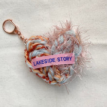 画像をギャラリービューアに読み込む, 毛糸のハートチャーム|LAKESIDE STORY(レイクサイドストーリー)