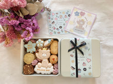 画像をギャラリービューアに読み込む, ジェンダーリビールクッキー缶|studio chaleur +(スタジオシャルール)|studio chaleur +(スタジオ シャルール)