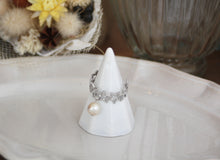 画像をギャラリービューアに読み込む, 「月の雫珠」国産あこや真珠バロックパール*サージカルステンレス・イヤーカフ片耳(1個)(スター)|ツバメ舎(ツバメシャ)