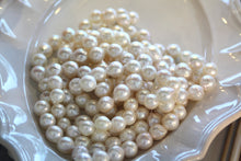 画像をギャラリービューアに読み込む, 国産あこや真珠バロックパール「月の雫珠」*サージカルステンレス・イヤーカフ片耳(1個)(ウエーブ)|ツバメ舎(ツバメシャ)