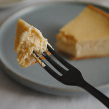 画像をギャラリービューアに読み込む, 【とろ〜りとろける】なめらかベイクドチーズケーキ|Quiche & Sweets fuWAri(キッシュアンドスイーツフワリ)