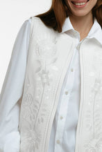 画像をギャラリービューアに読み込む, 刺繍入りベスト|Ukrainian Embroidery Wear ”Mavka”(ウクライナシシュウノアパレル マウカ)