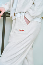 画像をギャラリービューアに読み込む, 両面パイルジョガーパンツホワイト|mucava(ムカバ)