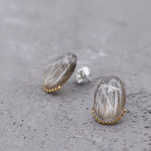 画像をギャラリービューアに読み込む, 美濃和紙のイヤリング/ピアス・オーバル|マッチュルーム