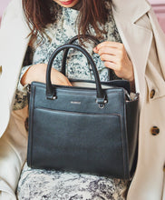 画像をギャラリービューアに読み込む, フラップバッグ(black)|MARSLY(マーズリー)