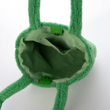 画像をギャラリービューアに読み込む, 目玉ポーチ付ファートートバッグ|cache-cache(カシュカシュ)