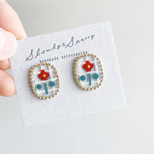 画像をギャラリービューアに読み込む, 赤いお花×チェック ピアス|slowly&starry(スローリーアンドスターリー)