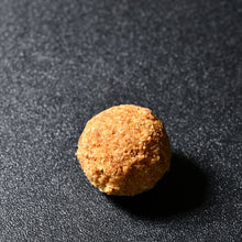 画像をギャラリービューアに読み込む, 木箱入りオランジェット&ポンムとボンボンショコラ3個セット|アントワーヌ・カレーム