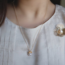 画像をギャラリービューアに読み込む, 大人の上品ねこモチーフ淡水パールネックレス|SAKURA jewelry(サクラジュエリー)