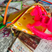 画像をギャラリービューアに読み込む, レトロちっくなネックポーチ|ばこ屋(バコヤ)