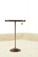 画像をギャラリービューアに読み込む, babyシングルピアス モザンビークガーネット|bis.(ビス)